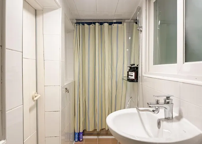 Daire New 7 Minutes From Hongik Station Airport Railroad Airport Bus 3 Minutes 5 People Seul