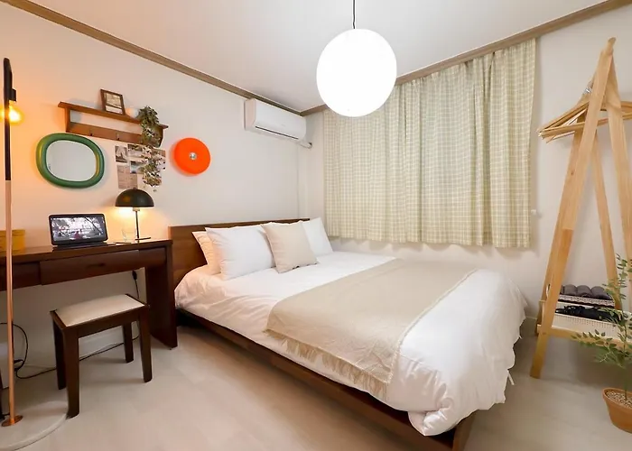 New 7 Minutes From Hongik Station Airport Railroad Airport Bus 3 Minutes 5 People * Seul